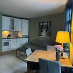 Peaceful Urban Apartmán